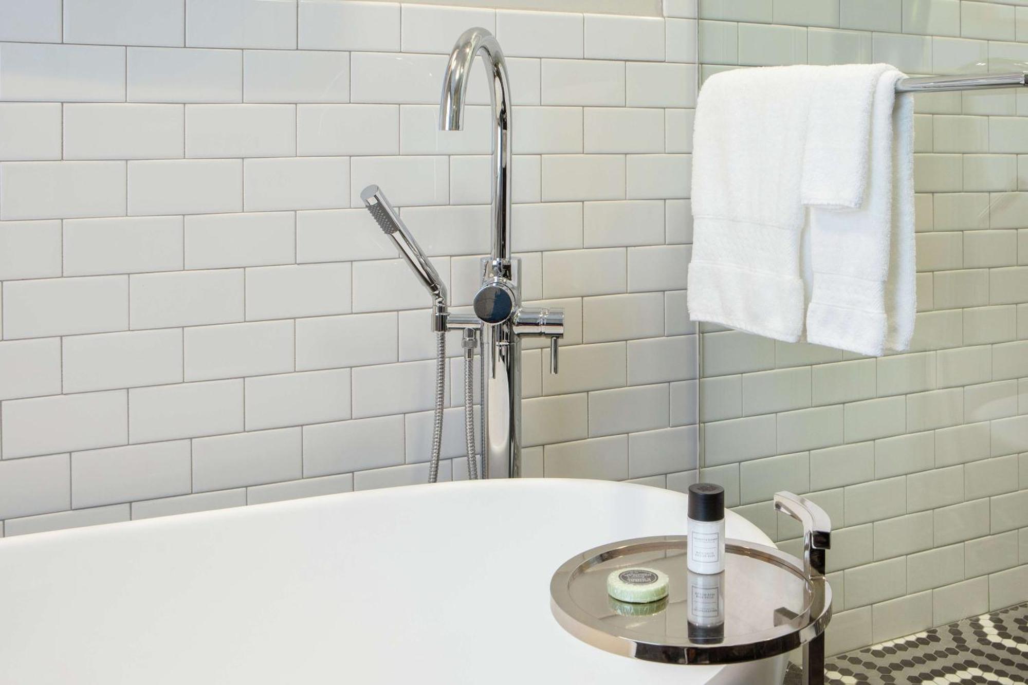 The Virginian Lynchburg, Curio Collection By Hilton 4*